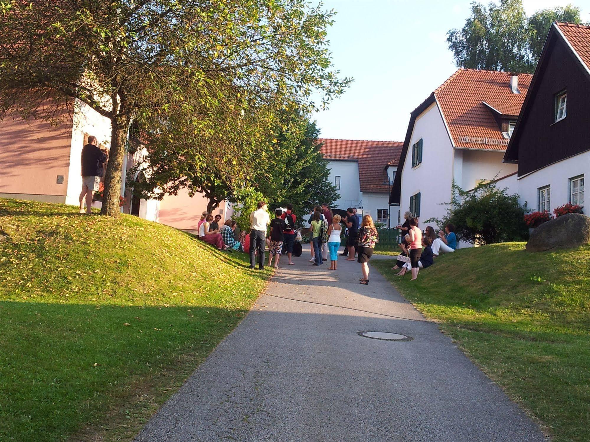 Theater- und Feriendorf Königsleitn GmbH Litschau Exterior foto